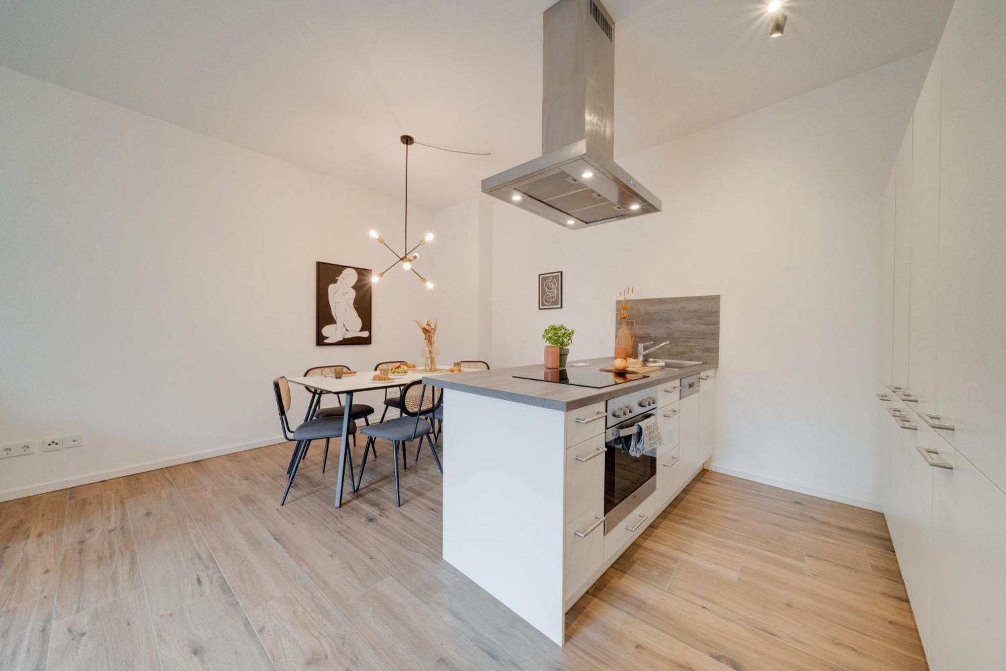 Neu-Luxus Apartment-Zentral In Altstadt-65-80Qm Augsburgo Exterior foto